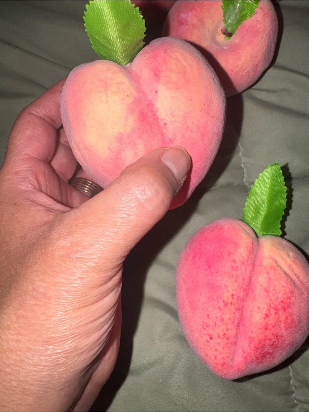 NEW Lot of 12 Faux Peaches Artificial Fruit Realistic Size Home Decor Staging